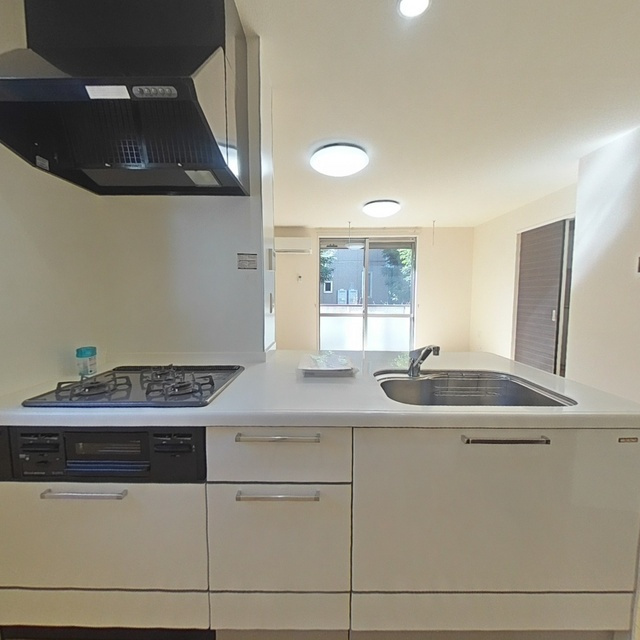 岐阜市粟野西１丁目のアパートのキッチン