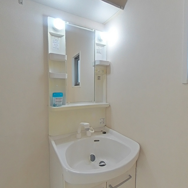 岐阜市粟野西１丁目のアパートの洗面所