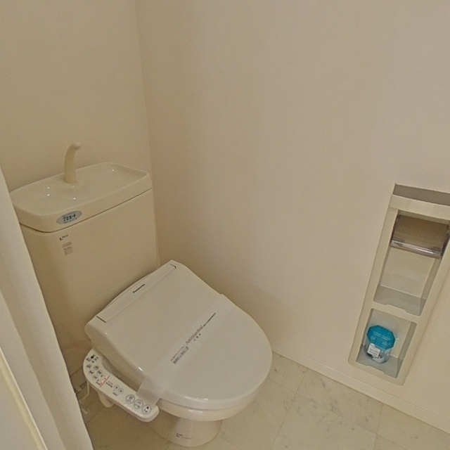 岐阜市粟野西１丁目のアパートのトイレ