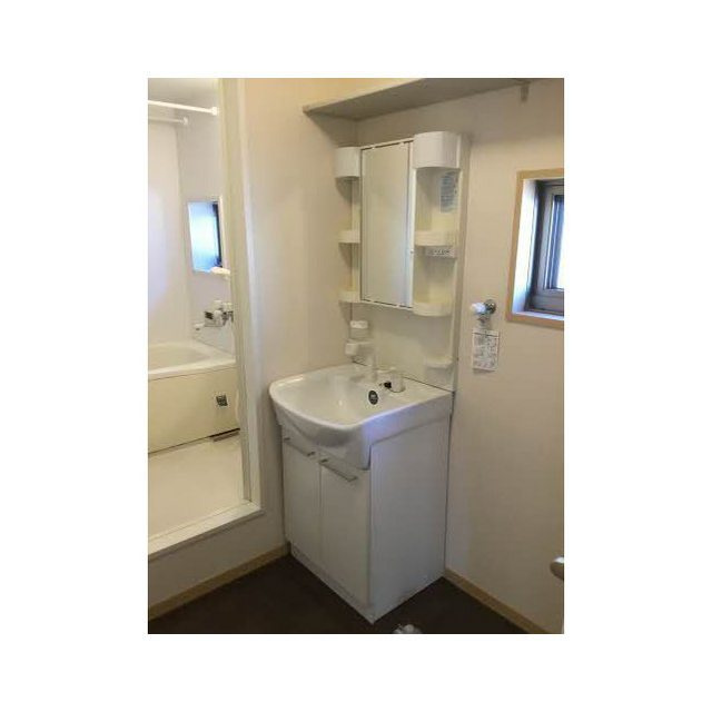 岐阜市北一色７丁目のアパートの洗面所