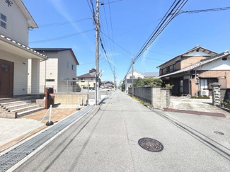 【前面道路含む現地写真】