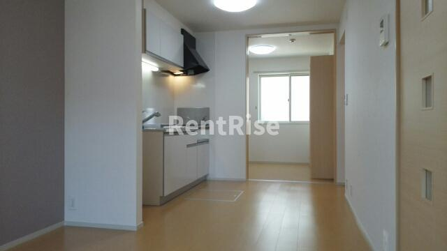 フラン　カーサ　木曽川Ｂの居間・リビング|居室・リビング