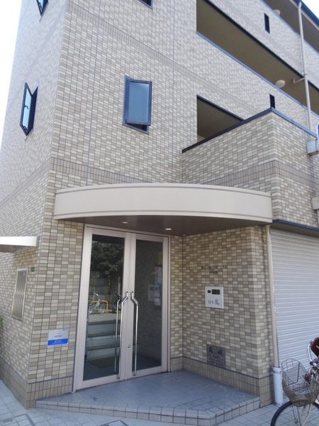 プロニティ江川のエントランス|★建物玄関です★