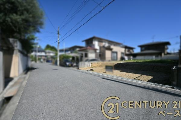 香芝市西真美２丁目の売地の前面道路含む現地写真|■現地撮影写真■お気軽にお問い合わせくださいませ！