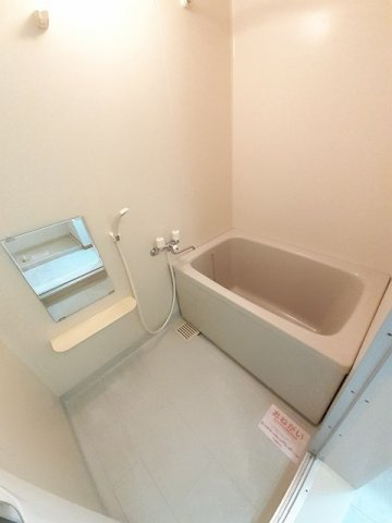 メゾンドアンジュＡの浴室