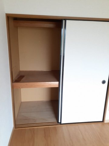 立願寺ハイツの収納