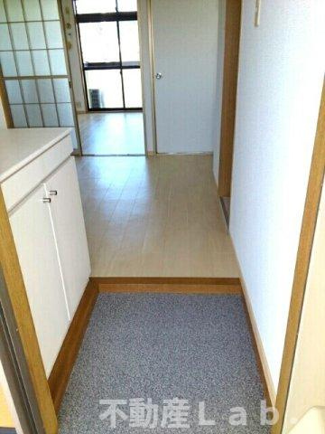 ブルームハイツの玄関