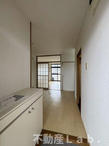 ブルームハイツの玄関