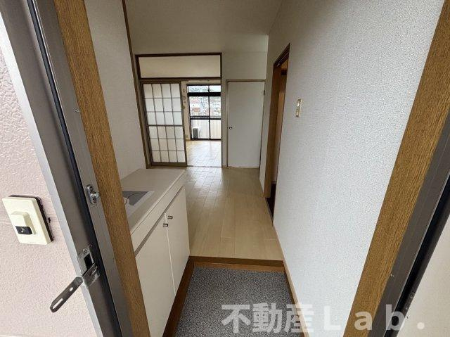 ブルームハイツの玄関