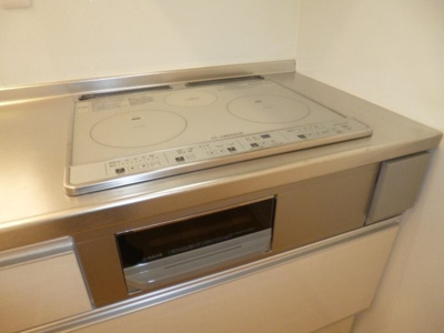 【キッチン】 | レジーナⅡ | 3口IHコンロ