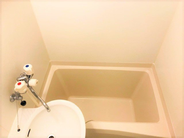 レオパレスステーションプラザの浴室