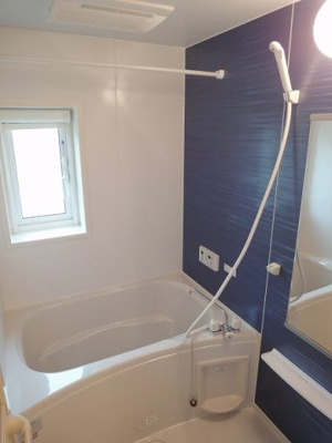 【浴室】 | ストロベリ－フィ－ルズ | コンパクトで使いやすいお風呂です