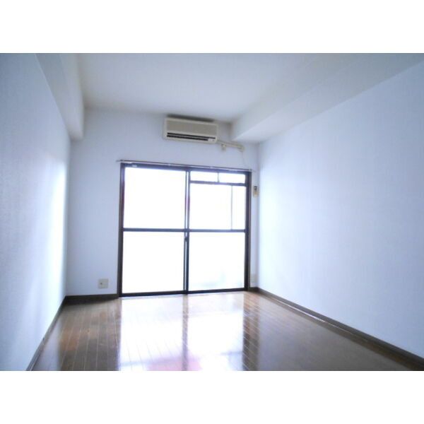 ピュア・オータムの居間・リビング