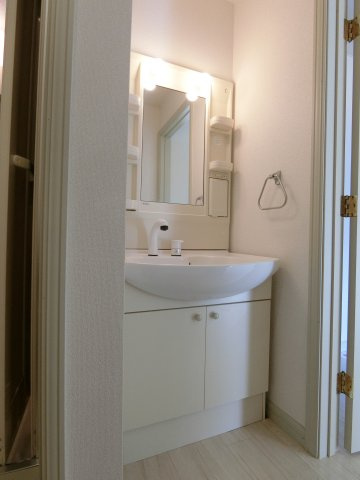 フェイバードパーク　Ｂ棟の洗面所|イメージ101号室の写真