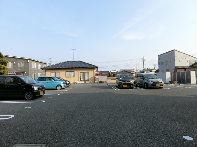 フィオーレ　皆生温泉の駐車場