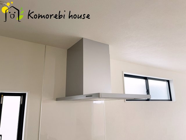 上尾市浅間台　12期　新築一戸建て　グレース　01のキッチン|コンパクトなキッチンで掃除もラクラク