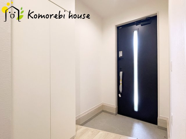 上尾市浅間台　12期　新築一戸建て　グレース　01の玄関|きれいな玄関です