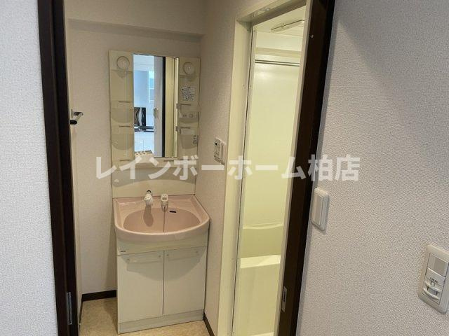 サポーレ松戸の独立洗面台