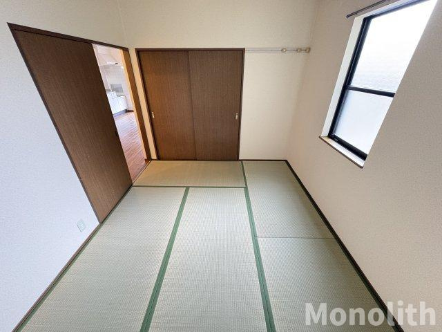 エステートピアイズミの和室