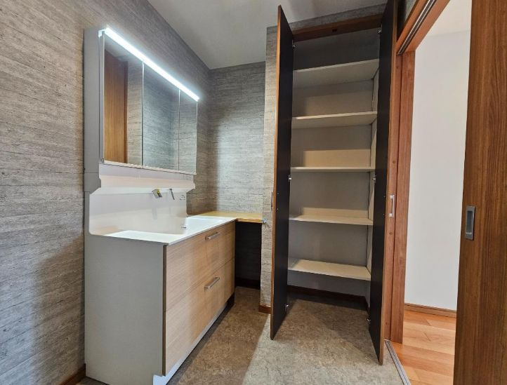 入間市扇町屋　新築戸建　全３棟の独立洗面台