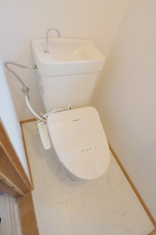 石橋借家のトイレ