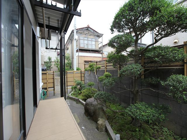 【庭】の画像