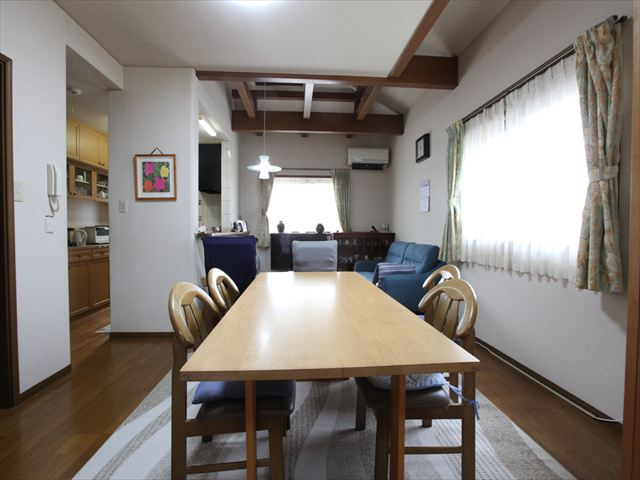 【居間・リビング】の画像