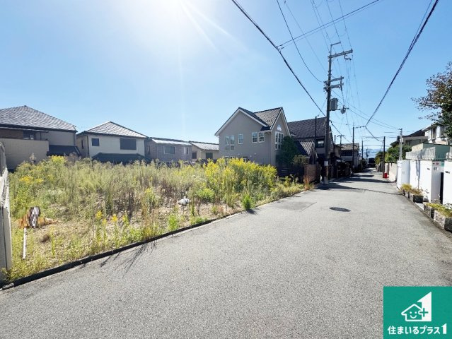 豊中市待兼山町　第1期　売土地の前面道路含む現地写真|周辺は落ち着いた街並みの住宅地！子育てがしやすい住環境です！
