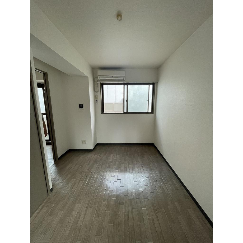 ドゥ・フェイト須磨の居間・リビング|洋室