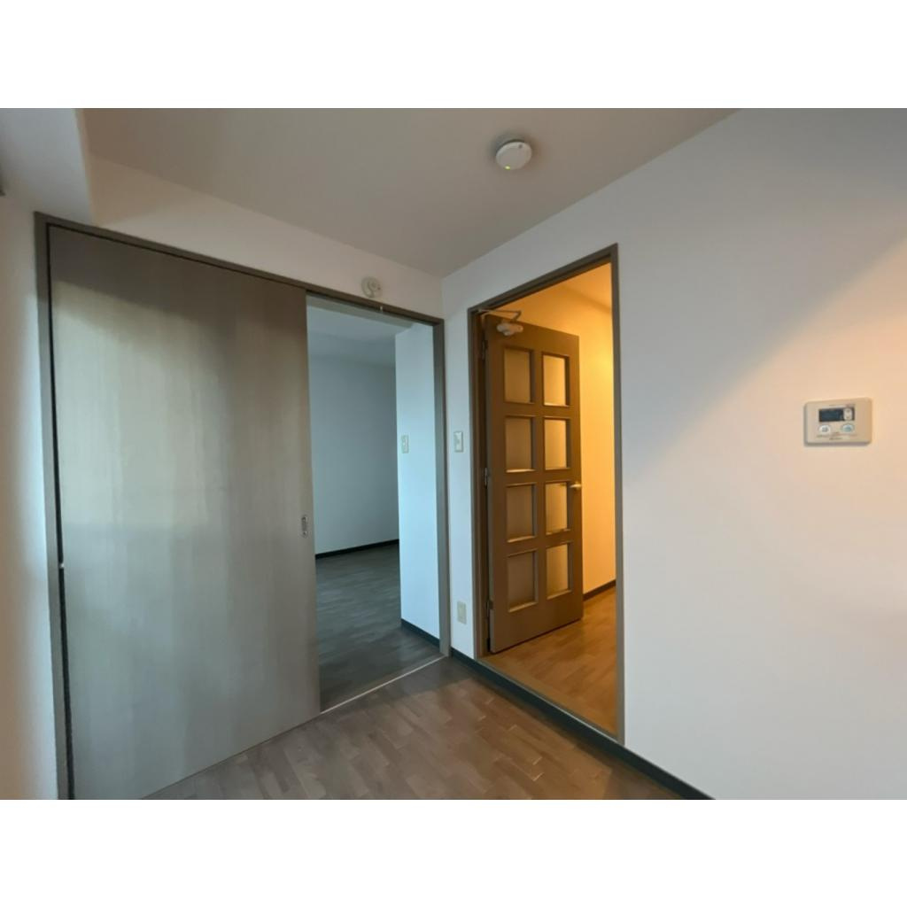 ドゥ・フェイト須磨の居間・リビング|洋室