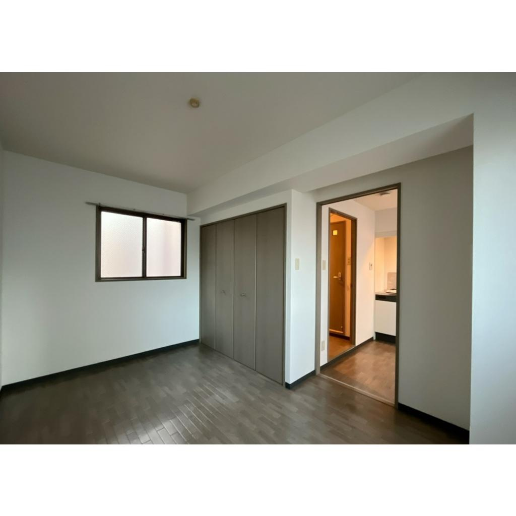 ドゥ・フェイト須磨の居間・リビング|洋室