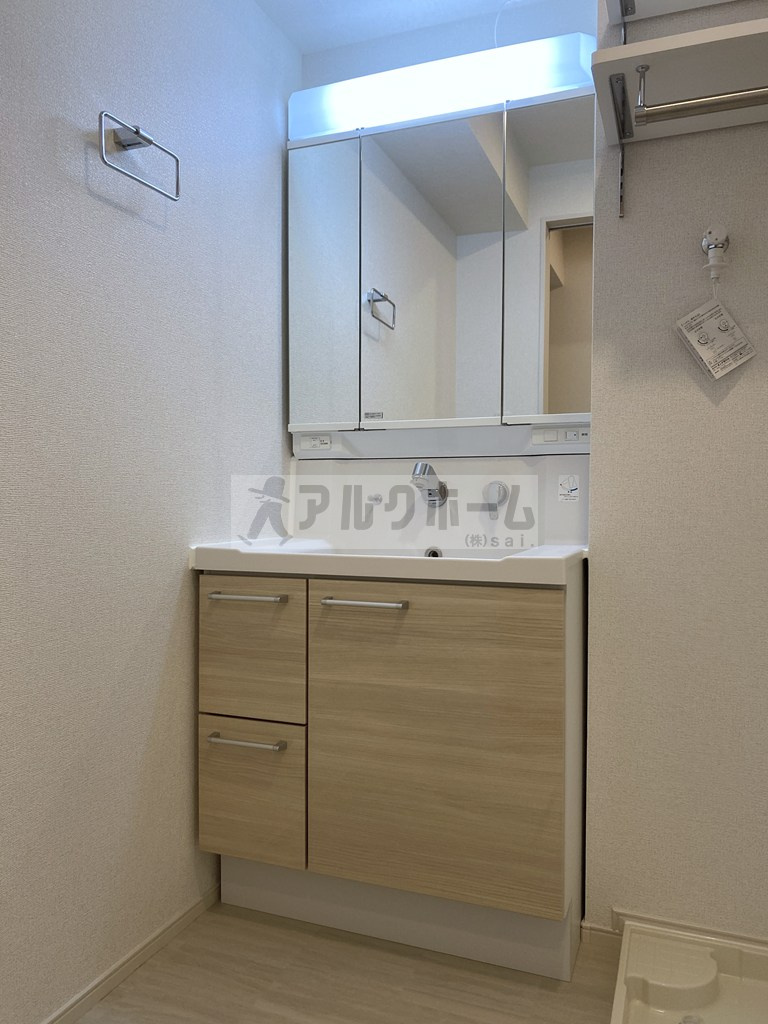 マヨール御舟町の独立洗面台