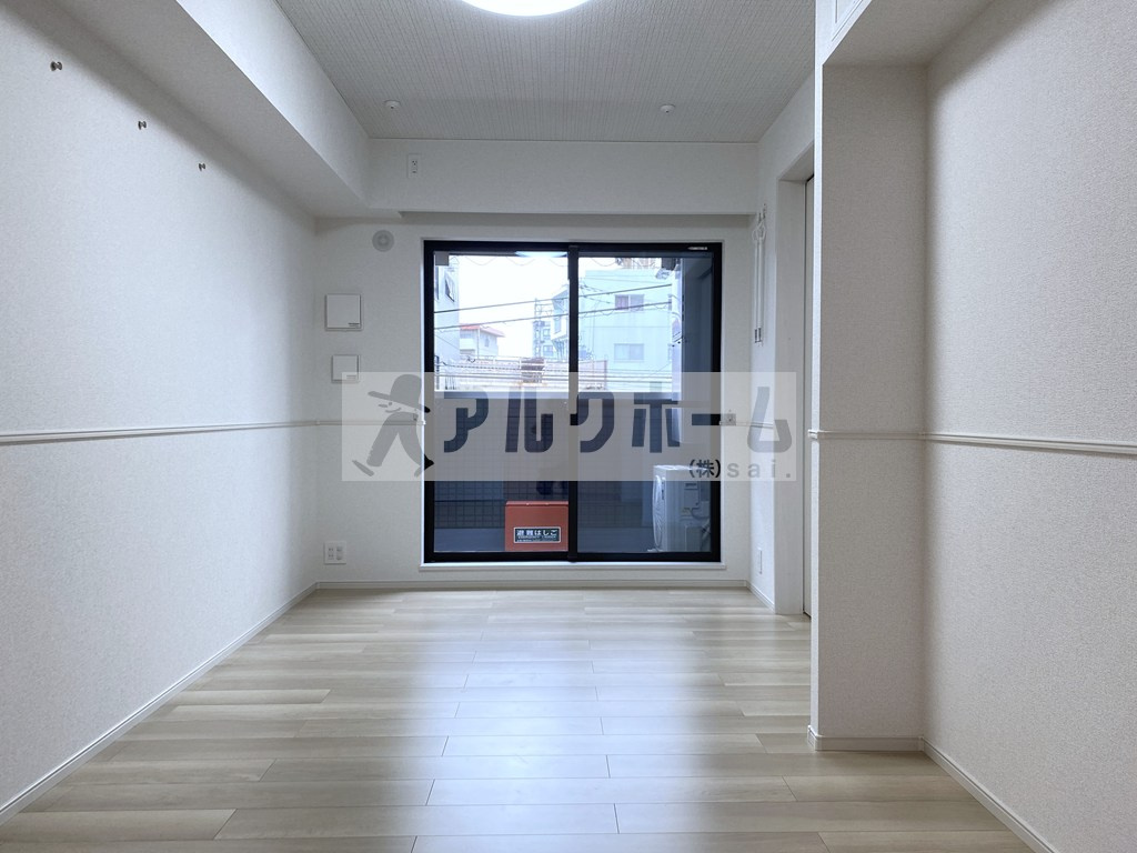 マヨール御舟町の居間・リビング