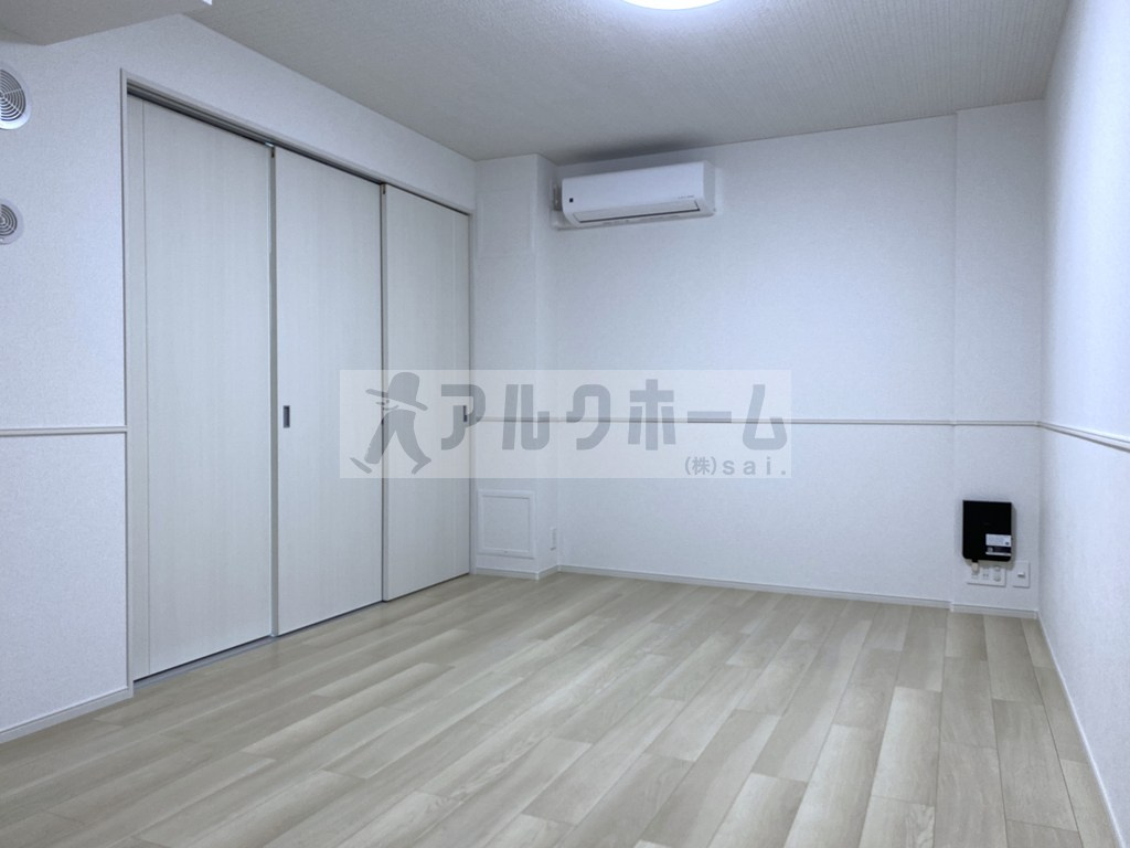 マヨール御舟町の居間・リビング