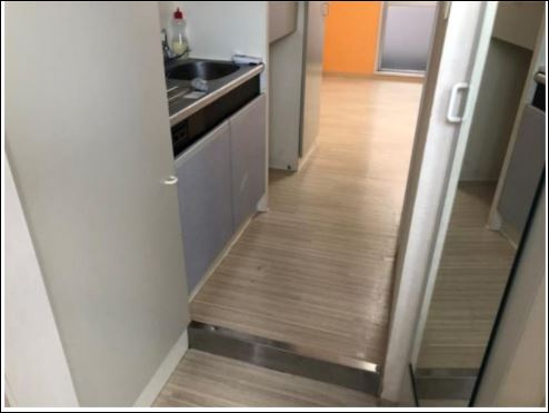 ラ・パルフェ・ド・グリシンの玄関|別部屋