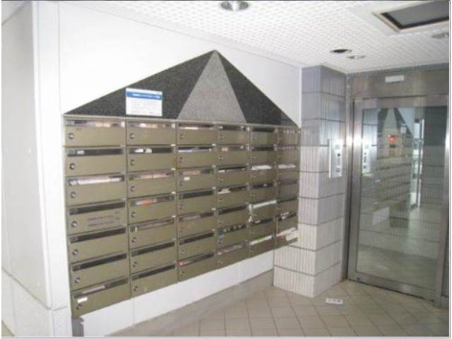 ラ・パルフェ・ド・グリシンのその他|集合ポスト