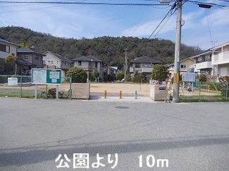 【周辺】 | グランチャレットⅠ | 公園まで10m