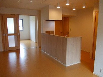 【居間・リビング】 | ベル・セーズⅠ | 居間です