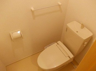 【トイレ】 | ベル・セーズⅠ | コンパクトで使いやすいトイレです