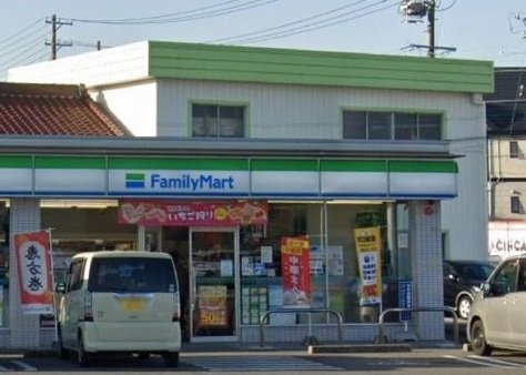 サピーⅣの周辺|ファミリーマート屋敷町４丁目店まで220m