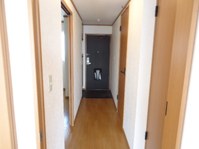 【内装】 | グランド・ソレイユ | 廊下