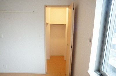 【収納】 | サンライズガーデン　Ａ | 大きなものも収納できそうです