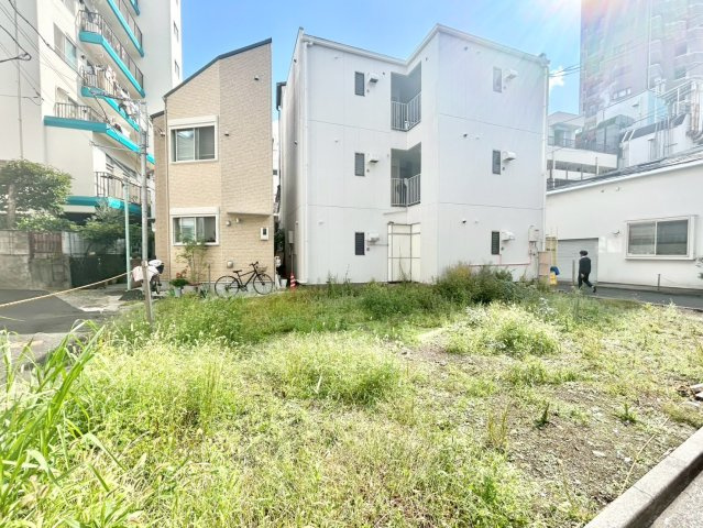 文京区関口1丁目　建築条件無し売地の外観|2025年10月17日撮影

ご見学希望・資料請求などお気軽にお問い合わせ下さい！
03-5990-5201