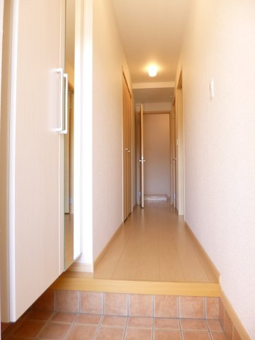 プリムローズⅠの玄関