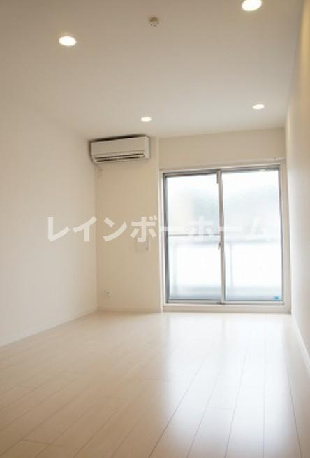 リブリ・グランポートの内装|明るい室内です