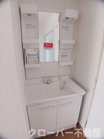 シュープ三条の洗面所