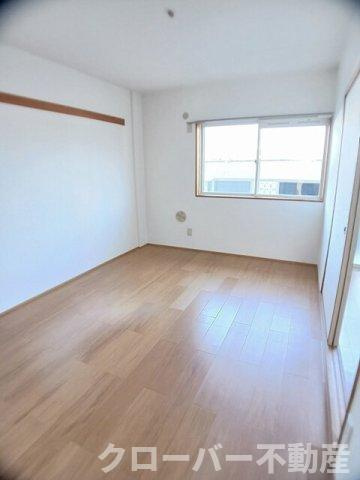 シュープ三条の内装