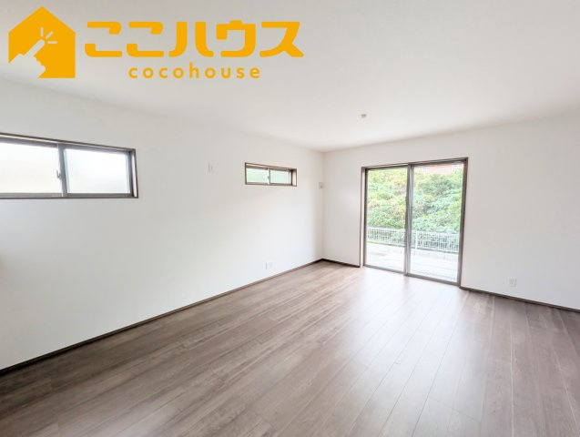 うるま市前原　いろどりアイタウン　新築戸建て　全4棟　3号棟の居間・リビング