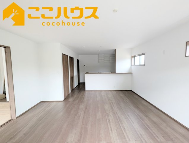 うるま市前原　いろどりアイタウン　新築戸建て　全4棟　3号棟の居間・リビング