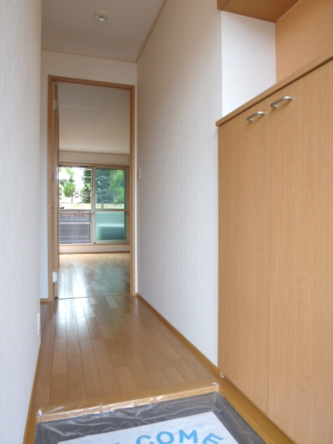 カーザミアⅠの玄関|シンプルで使いやすい玄関です